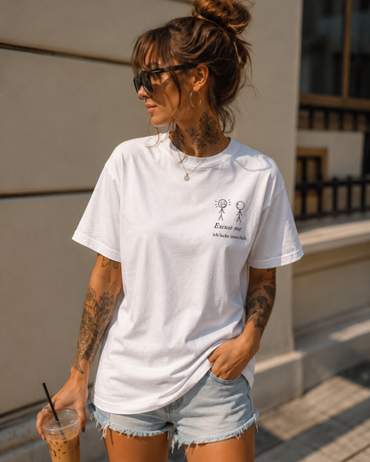 Excuse me ich lache innerlich T-Shirt mit Rundhalsausschnitt